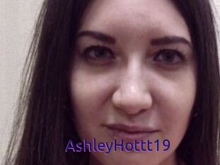 AshleyHottt19