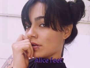 Alice_feet
