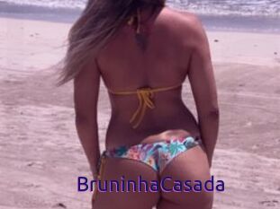 BruninhaCasada