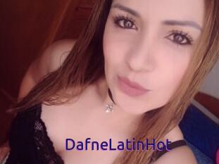 DafneLatinHot
