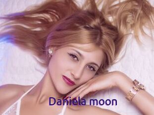 Daniela_moon