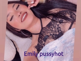 Emily_pussyhot