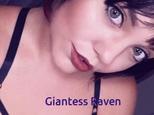 Giantess_Raven