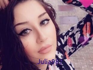 Julia982