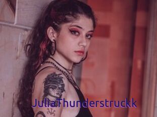 JuliaThunderstruckk