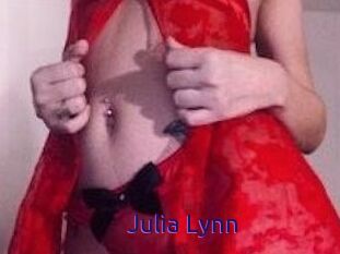Julia_Lynn