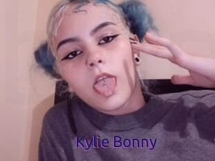 Kylie_Bonny