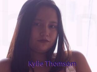 Kylie_Thomsom