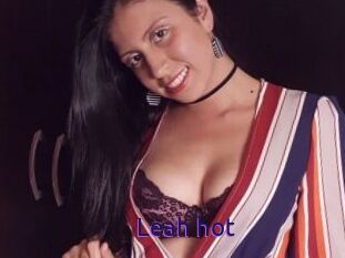 Leah_hot