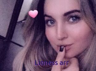 Lioness_arr