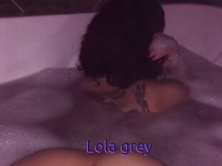 Lola_grey