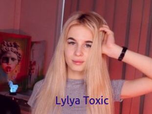 Lylya_Toxic