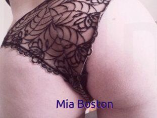 Mia_Boston