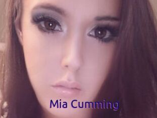 Mia_Cumming