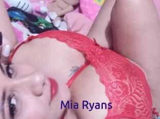 Mia_Ryans