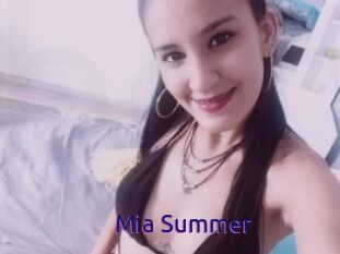 Mia_Summer