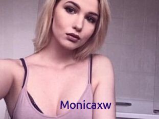 Monicaxw