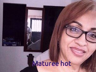 Maturee_hot