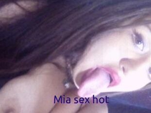 Mia_sex_hot