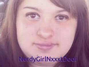 NerdyGirlNxxxtDoor