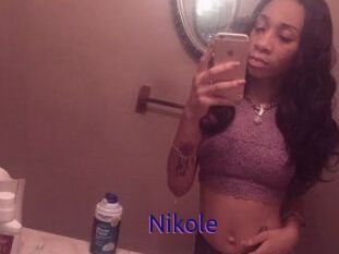 Nikole_